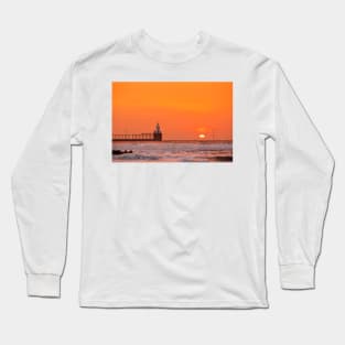 Red Sky in the morning Long Sleeve T-Shirt